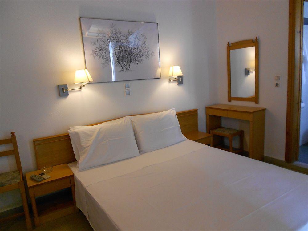 Hotel Akti Skiathos Town Ngoại thất bức ảnh